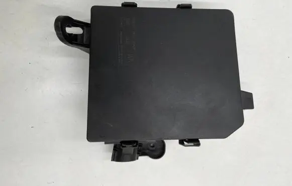 Nissan Leaf II (ZE1) Fuse box set 284B75SA3B