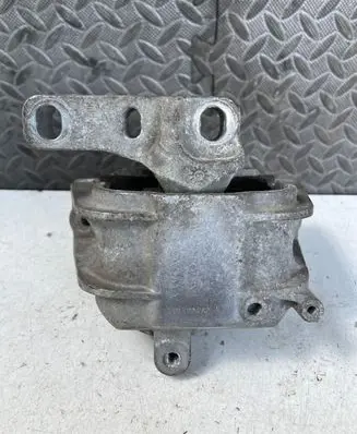 Volkswagen Golf V Engine mount bracket 1K0199262AL