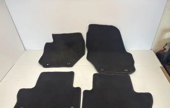 Volvo XC60 Car floor mat set