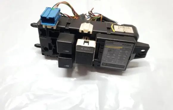 Volvo V40 Fuse box set 30889989