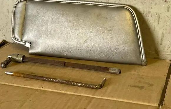 Chevrolet Corvette Sun visor