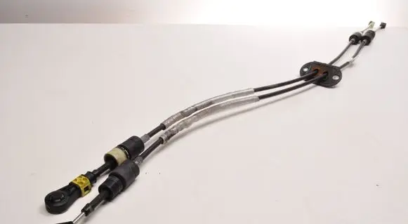 Volvo V40 Gear shift cable linkage 31367674