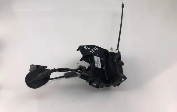 Renault Talisman Coupe door lock (next to the handle) 825034043R