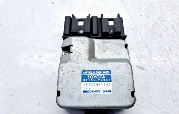 Lexus IS 200-300 Heater blower motor/fan resistor 8716522050 4993001060