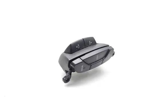 Chevrolet Captiva Steering wheel buttons/switches 96628528