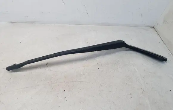 BMW 5 E60 E61 Front wiper blade arm
