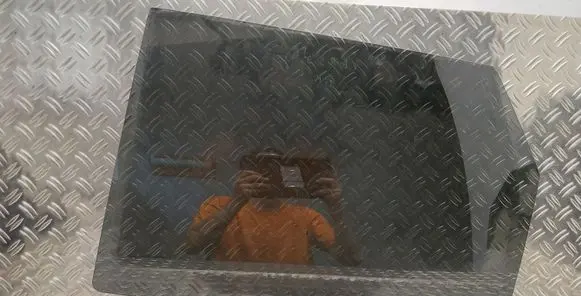 Toyota Verso-S Rear door window glass 43R007953