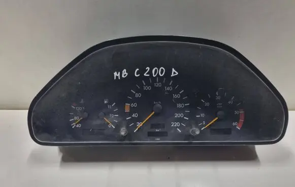 Mercedes-Benz C W202 Speedometer (instrument cluster) 88311224