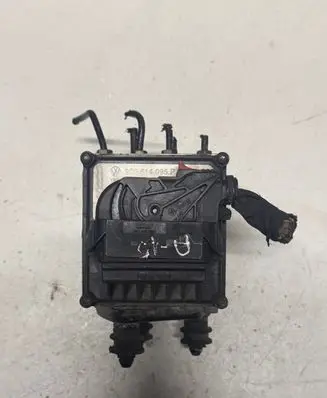Volkswagen PASSAT B6 ABS Pump 3C0614095P 32401 16332501A