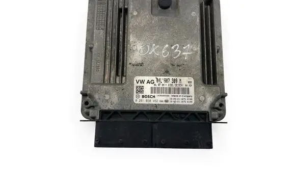 Volkswagen PASSAT B8 Engine control unit/module ECU 04L907309M 0281030462