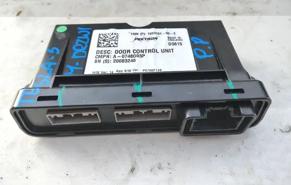 Tesla Model S Door control unit/module 1003101-00-E