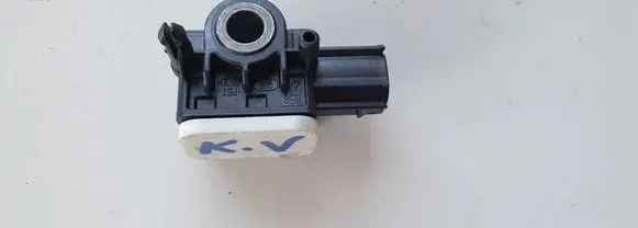 Hyundai Santa Fe Airbag deployment crash/impact sensor