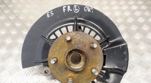 Lexus ES 250 - 300 - 330 Front wheel hub 4355033020 4321233130 4778233060