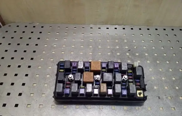 Opel Antara Fuse box set