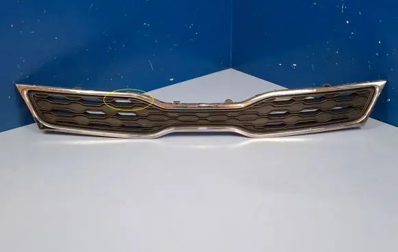 KIA Rio Front bumper upper radiator grill 863611W210