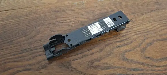 Audi A4 S4 B9 Seat belt height adjuster 4M0857819