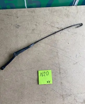 Audi 80 90 S2 B4 Front wiper blade arm 183945