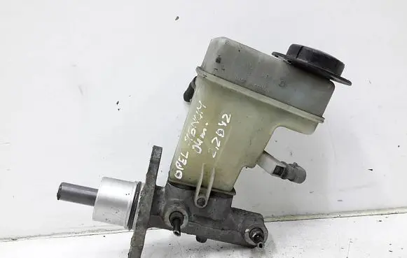 Opel Signum Master brake cylinder 320670693