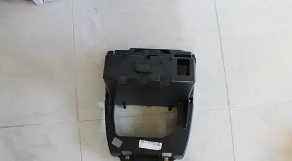Volvo XC90 Radio/GPS head unit trim 03409622