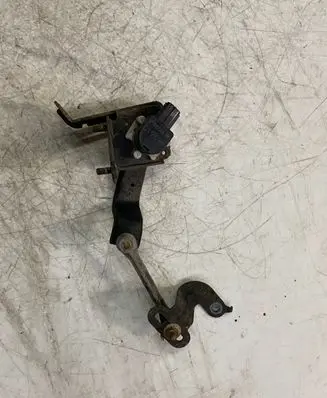Lexus RX 450H Air suspension front height level sensor 9E2612