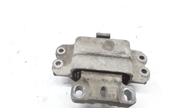 Skoda Octavia Mk2 (1Z) Gearbox mount