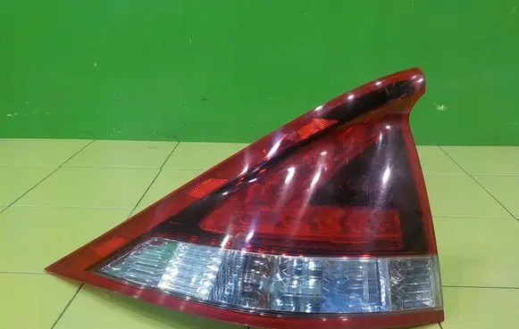 Honda Insight Rear/tail lights 