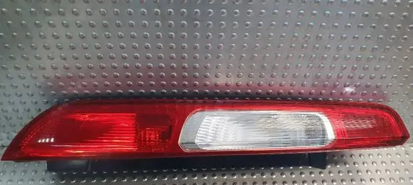 Ford Focus Rear/tail lights 4M51-13405-A