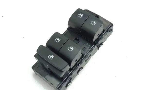 Hyundai i20 (BC3 BI3) Electric window control switch 93571Q0710 0000270 XA04