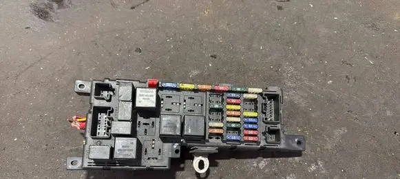 Volvo S80 Fuse box set 9452993 518322110
