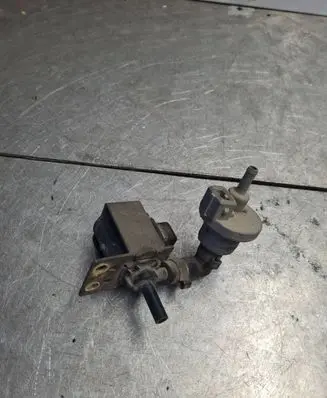 Valve vacuum