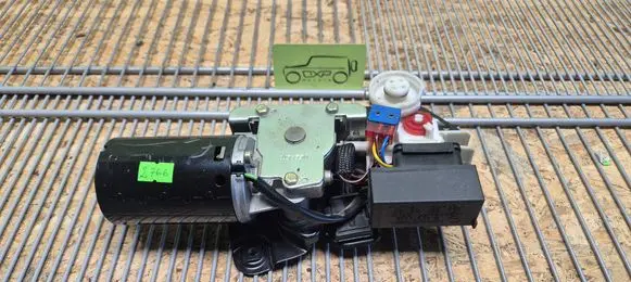 Mercedes-Benz G W461 W463 1st Gen Sunroof motor/actuator A4637800007 4637800007