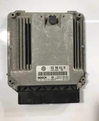 Volkswagen Touran I Engine control unit/module 03G906016HK 0281012251