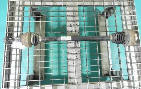 Rear driveshaft