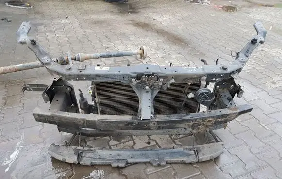 Nissan Qashqai Front piece kit 