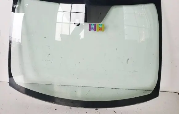 Toyota Auris 150 Front windscreen/windshield window 