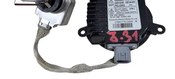 Nissan Juke I F15 LED ballast control module 