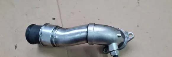 Audi A5 EGR valve line/pipe/hose 05L131525A