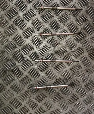 Nissan Navara D23 Glow plug A0001590800