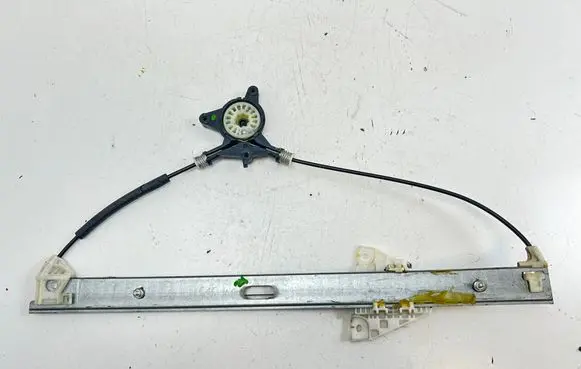 Mazda CX-9 Front window lifting mechanism without motor 