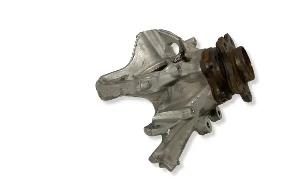 BMW 5 G60 G61 Rear wheel hub spindle/knuckle 6898363 689836302