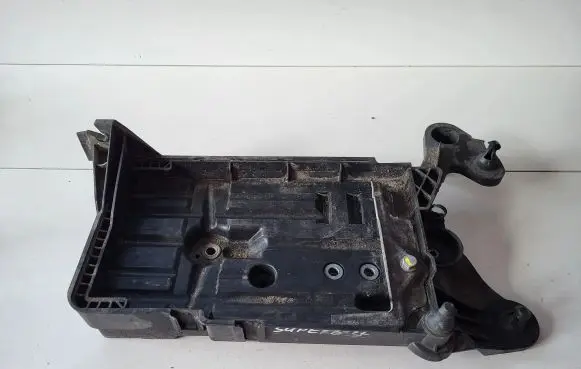 Skoda Superb B8 (3V) Battery tray 5Q0915321J