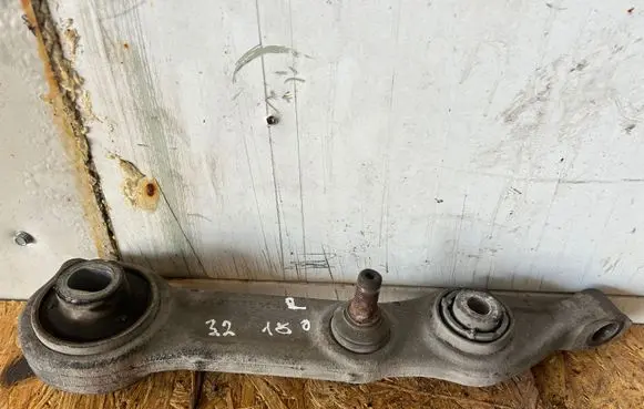 Mercedes-Benz E W211 Rear upper control arm/wishbone 21103