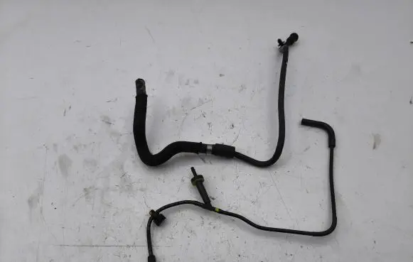 Audi A5 Vacuum line/pipe/hose 04L129979A 04L131552ED
