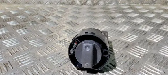 Audi A6 S6 C5 4B Light switch 4B1941531E K07643