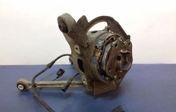 Porsche Panamera (970) Front wheel hub spindle knuckle 970331611