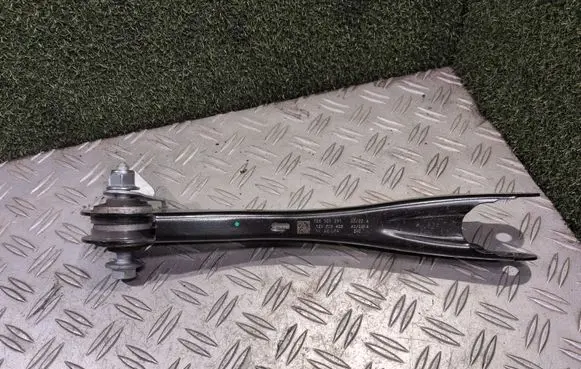 Volkswagen ID.4 Other engine bay part 1EK505291 1EK505425