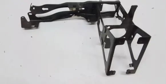 BMW 4 F32 F33 Headlight/headlamp mounting bracket 7245791