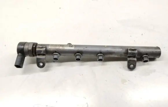 Mercedes-Benz X-class W470 Fuel main line pipe A6420703395