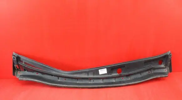 Nissan Pulsar Wiper trim 66862-3ZL0A