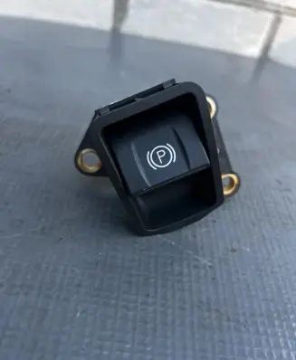 Toyota Avensis T270 Hand parking brake switch 